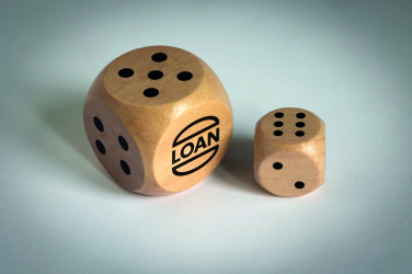 Logotrade Werbegeschenke das Foto: Spielwürfel Schima-Holz Ø 3cm