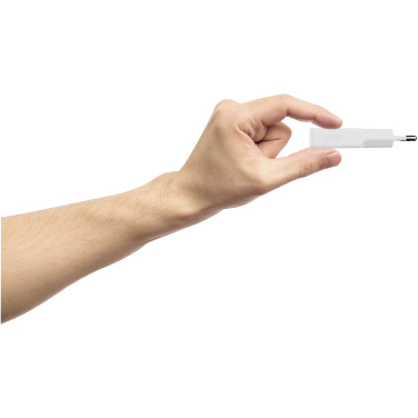 Logotrade Firmengeschenke das Foto: Xtorm XG2SL033 Go2 SlimLine 33W Ladegerät