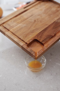 Logo trade advertising product photo of: VINGA Buscot Utility Cutting Board