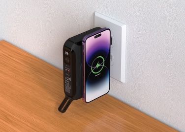 Logotrade corporate gift image of: Urban Vitamin Oxnard 5 in 1 65W universal charger