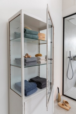 Logotrade business gifts photo of: Ukiyo Sakura AWARE™ 500 gsm bath towel 50x100cm