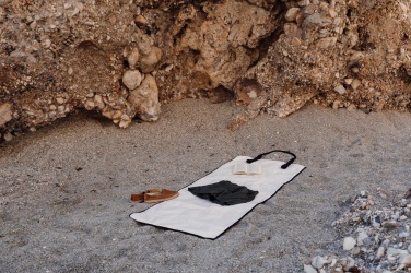 Logo trade promotional giveaway photo of: VINGA Volonne AWARE™ recycled canvas beach mat