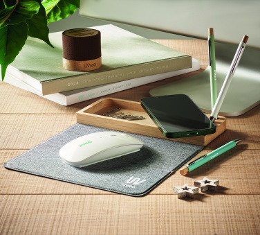 Logotrade corporate gift picture of: Wireless charger in bamboo 15W