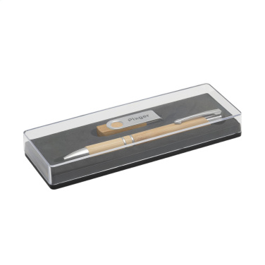 Logotrade promotional merchandise picture of: Bamboo Connect Giftset 8 GB