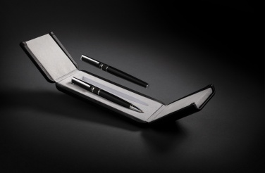 Logo trade reklaamkingitused foto: Swiss Peak luksuslik pliiatsikomplekt