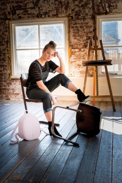Logo trade reklaamkingituse pilt: Elle Fashion, Vargusvastane seljakott