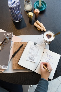 Logotrade firmakingi foto: A5 märkmik bambusest pliiatsiga koos pliiatsiga