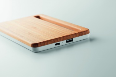 Logo trade firmakingitused foto: Juhtmeta laadimisalus 5W KERALA