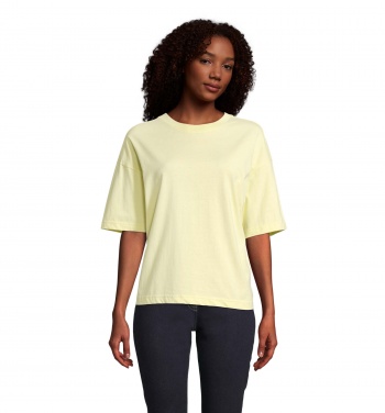 Logotrade reklaamkingi foto: BOXY WOMEN OVERSIZE T-SÄRK