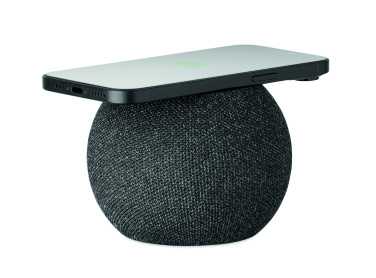 Logotrade firmakingi foto: 15W juhtmevaba laadijaga kõlar LISTOO