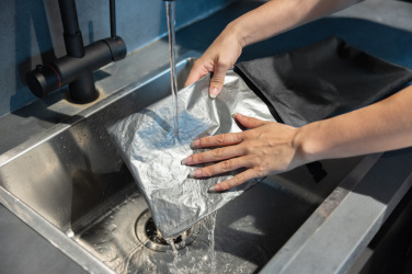 Logotrade reklaamkingid pilt: Snackstrap AWARE™ RPET lõunakott 30x20CM