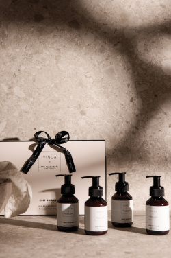 Logotrade reklaamkingituse foto: VINGA x TGL keha- ja kätehoolduskomplekt