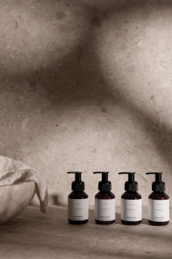 Logotrade reklaamtooted pilt: VINGA x TGL keha- ja kätehoolduskomplekt