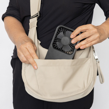 Logotrade reklaamtoote foto: Aervina RCS taaskasutatud plastist laetav lauaventilaator