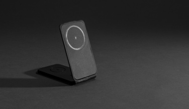 Logo trade liikelahja mainoslahja tuotekuva: Swiss Peak RCS rePU 15W 3-in-1 magneettinen langaton laturi