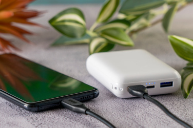 Logo trade liikelahjat mainoslahjat kuva: Virtalähde 10 000 mAh KILLIS