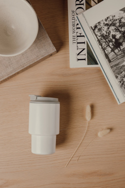 Logotrade mainoslahjat ja liikelahjat tuotekuva: VINGA Nagano RCS -mukaan otettava muki, 350 ml.