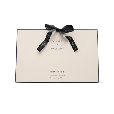 Logo trade mainostuote kuva: VINGA x TGL -vartalo- ja käsienhoitosetti