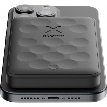Logotrade korporatīvās dāvanas foto: Xtorm FS5W051 5000 mAh magnētiskā bezvadu strāvas banka