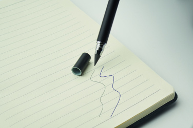 Logotrade dāvanas foto: A5 piezīmju grāmatiņa ar tālruņa turētāju