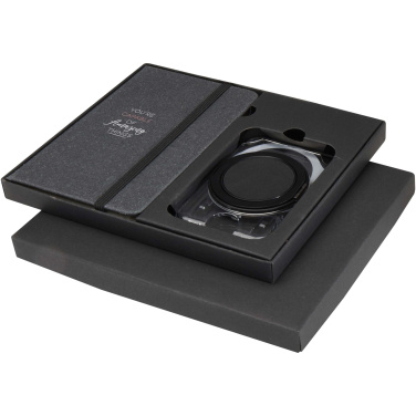 Logotrade logo dāvanas foto: Kern A6 cieto vāku piezīmju grāmatiņas un MagSafe maka dāvanu komplekts