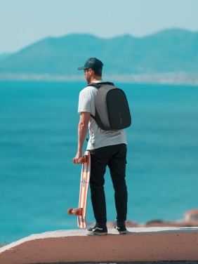 Logotrade kampanjprodukter bild: Bobby Hero Small, stöldskyddad ryggsäck