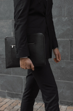 Logotrade kampanjprodukter bild: VINGA Bermond RCS 16" laptopfodral